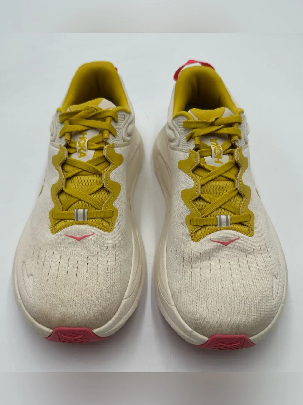 HOKA Gaviota 6 Women’s Size 9 B Birch Yellow Gold Running Shoes 1171933-BHY